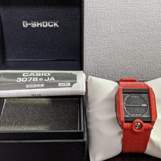 G-SHOCK(ジーショック)のG-SHOCK G-8100 CASIO カシオ 赤 レッド 中古 動作品 メンズの時計(腕時計(デジタル))の商品写真