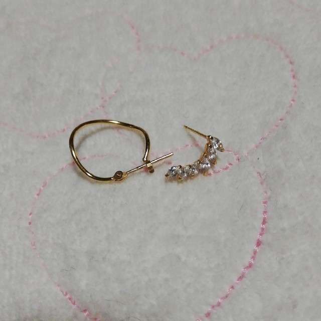 素晴らしい ツツミ♥k18 片耳用 ホースシュー ピアス - ピアス(片耳用) 素晴らしい ツツミ♥k18 片耳用 ホースシュー ピアス - ピアス(片耳用)