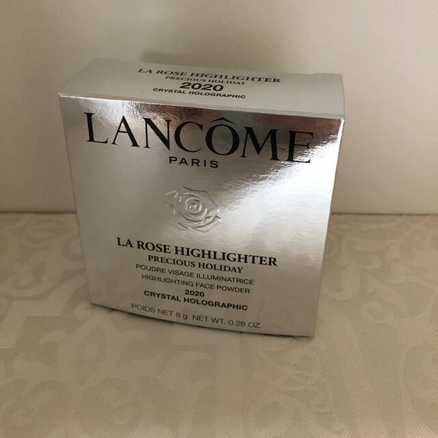 LANCOME(ランコム)のランコム　クリスマス　ホリデー　ローズハイライター　新品未使用 コスメ/美容のベースメイク/化粧品(フェイスカラー)の商品写真