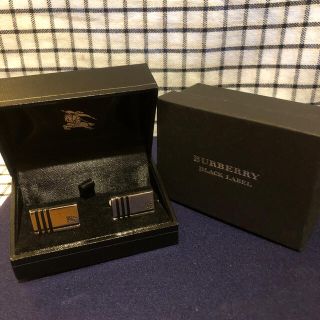 バーバリーブラックレーベル(BURBERRY BLACK LABEL)のBurberryカフリンクス　値引きします^o^(カフリンクス)