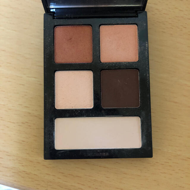 BOBBI BROWN(ボビイブラウン)のBobbybrown アイシャドウ コスメ/美容のベースメイク/化粧品(アイシャドウ)の商品写真