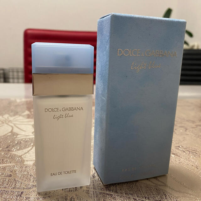 DOLCE&GABBANA(ドルチェアンドガッバーナ)のドルチェ&ガッバーナ　香水　25ml コスメ/美容の香水(ユニセックス)の商品写真