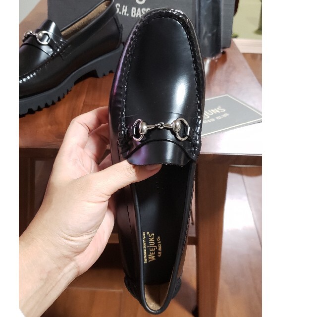 G.H.BASS(ジーエイチバス)の【新品】G.H.BASS 厚底ローファ―ブラックレザー　UK6   24.5cm レディースの靴/シューズ(ローファー/革靴)の商品写真