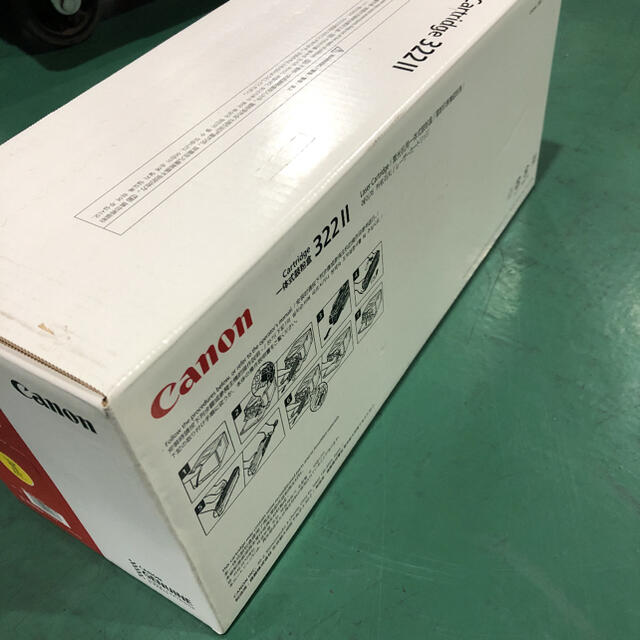 Canon(キヤノン)のCanonトナーカートリッジ322Ⅱイエロー 純正品 未開封 インテリア/住まい/日用品のオフィス用品(OA機器)の商品写真