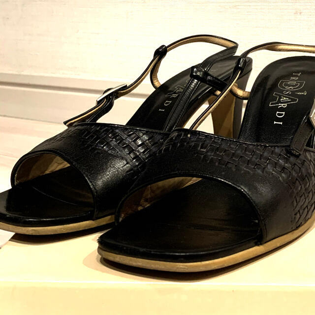 Trussardi(トラサルディ)のTRUSSARDI サンダル レディースの靴/シューズ(サンダル)の商品写真