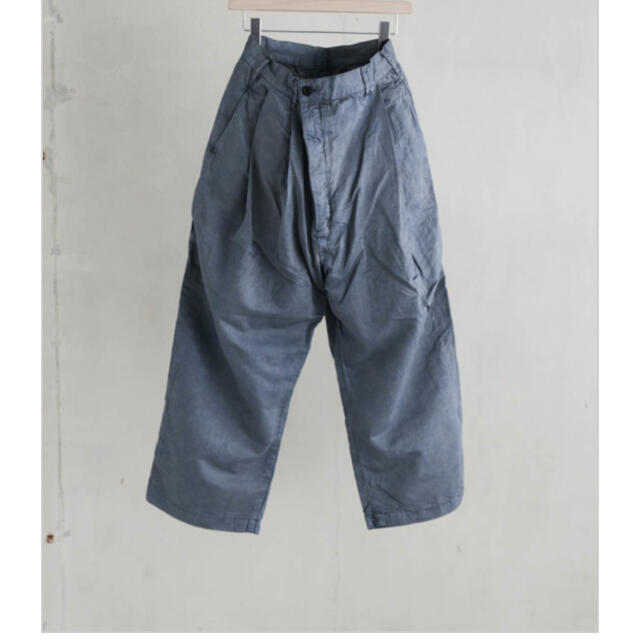 COMOLI(コモリ)のOUTIL ウティー PANTALON CUERS　INDIGO メンズのパンツ(ワークパンツ/カーゴパンツ)の商品写真