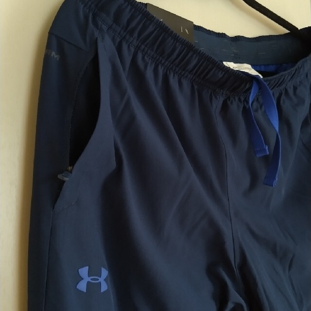 UNDER ARMOUR(アンダーアーマー)の新品！アンダーアーマーあたたか裏地付きパンツXL メンズのパンツ(その他)の商品写真