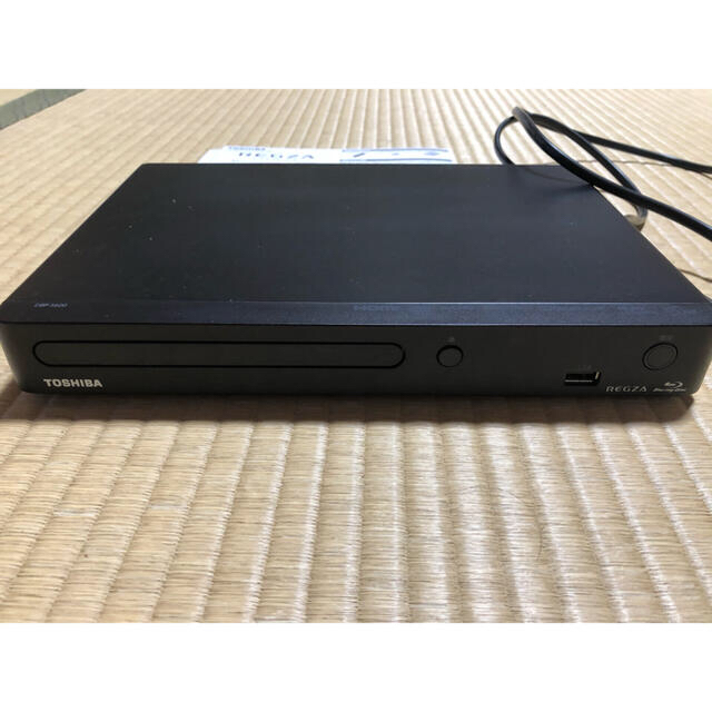 東芝(トウシバ)のREGZA Blu-ray ディスクプレーヤー　DBP-S600 スマホ/家電/カメラのテレビ/映像機器(ブルーレイプレイヤー)の商品写真