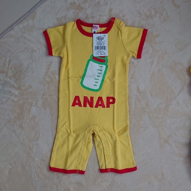 ANAP Kids(アナップキッズ)の未使用 ANAP kids 半袖 ロンパース 80 キッズ/ベビー/マタニティのベビー服(~85cm)(ロンパース)の商品写真