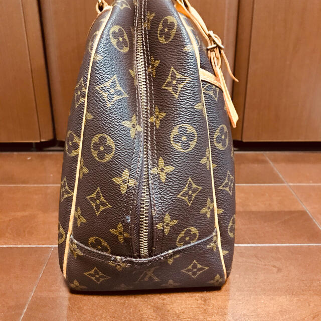 LOUIS VUITTON(ルイヴィトン)のルイヴィトン　モノグラム　ドーヴィル レディースのバッグ(ハンドバッグ)の商品写真