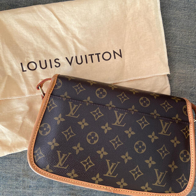 LOUIS VUITTON(ルイヴィトン)のLOUIS VUITTON ショルダーバッグ レディースのバッグ(ショルダーバッグ)の商品写真