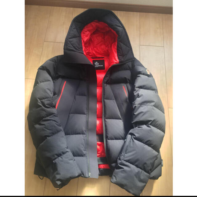 MONCLER V モンクレール V KANIHO コヨーテファー 2 紺