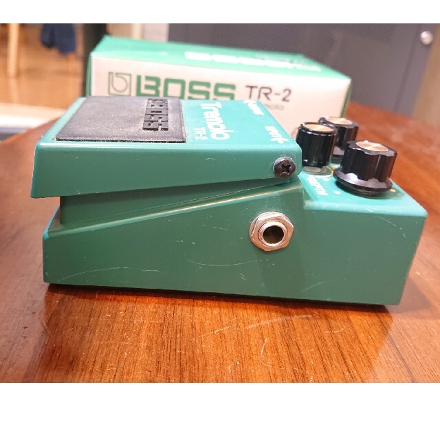 BOSS(ボス)の【専用になりました】BOSS TR2  トレモロ エフェクター 楽器のギター(エフェクター)の商品写真