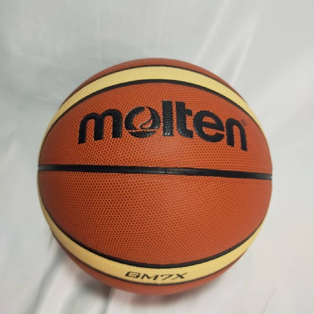 molten(モルテン)のバスケットボール molten GM7X-T1 オレンジ×アイボリー スポーツ/アウトドアのスポーツ/アウトドア その他(バスケットボール)の商品写真