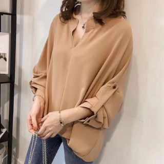 【再入荷！！】シフォン　ブラウス　シャツ　キレイめ　オフィス　上品　新品　M(シャツ/ブラウス(長袖/七分))