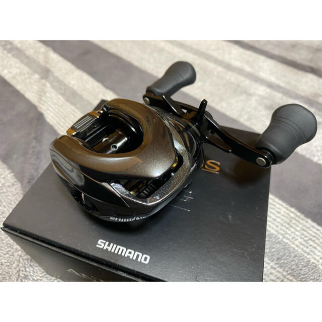 SHIMANO(シマノ)のアンタレス　DC MD XG 左　使用回数3回　極美品 スポーツ/アウトドアのフィッシング(リール)の商品写真