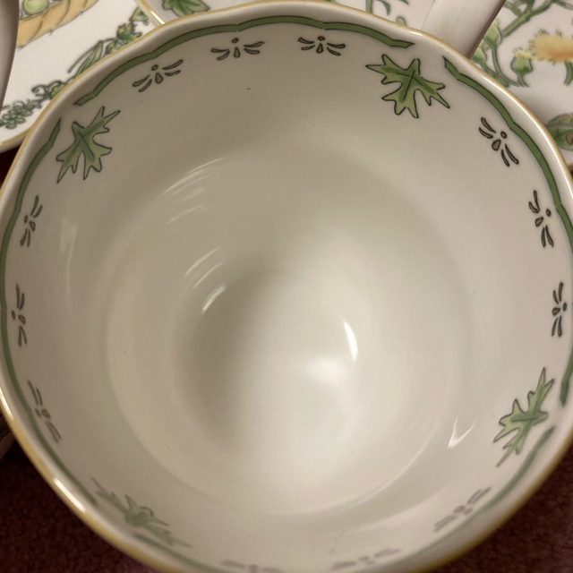 Noritake(ノリタケ)のノリタケ　トトロのマグカップ(ボーンチャイナ)2個 インテリア/住まい/日用品のキッチン/食器(食器)の商品写真