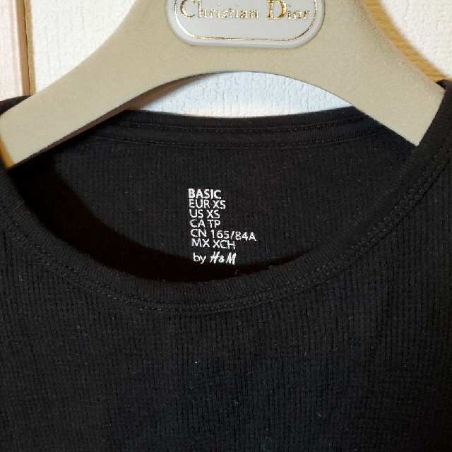 H&M(エイチアンドエム)のH&M！黒のロングTシャツ レディースのトップス(Tシャツ(長袖/七分))の商品写真