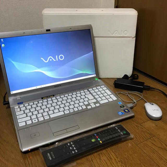 SONY VAIO VPCF118FJ (i5:4GB:新品SSD128GB)