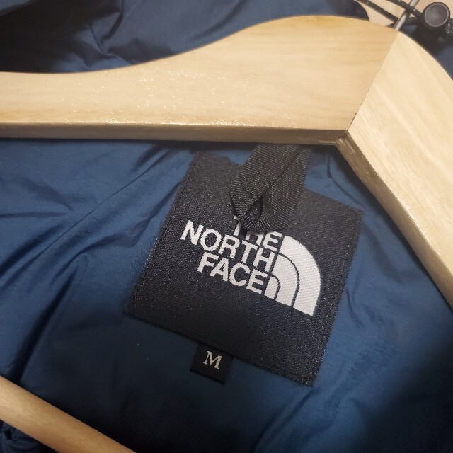 THE NORTH FACE(ザノースフェイス)の週【未使用】アコンカグア　ジャケット　ノースフェイス　Mサイズ メンズのジャケット/アウター(ダウンジャケット)の商品写真