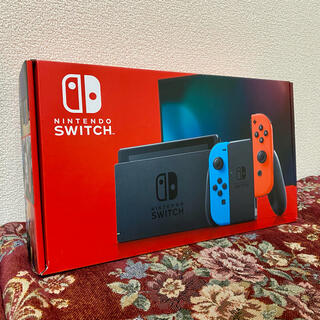 ニンテンドースイッチ(Nintendo Switch)のほぼ新品 新型ニンテンドースイッチ 本体  強化ガラス保護シート貼付済 未使用有(家庭用ゲーム機本体)
