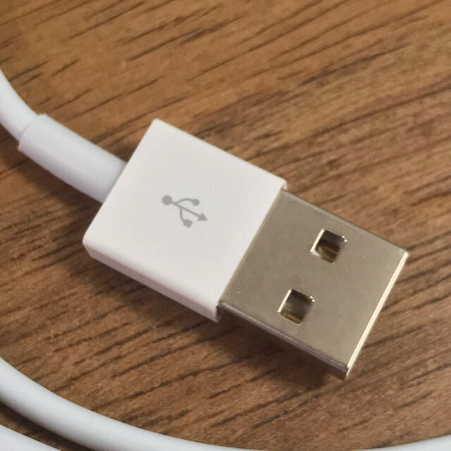 iPhone(アイフォーン)のiPhone 充電器　充電ケーブル　コード　lightning cable スマホ/家電/カメラのスマートフォン/携帯電話(バッテリー/充電器)の商品写真