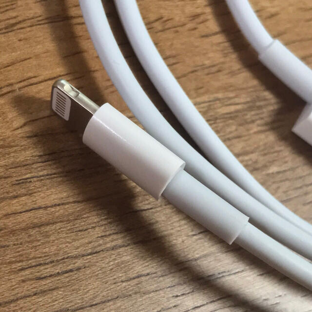 iPhone(アイフォーン)のiPhone 充電器　充電ケーブル　コード　lightning cable スマホ/家電/カメラのスマートフォン/携帯電話(バッテリー/充電器)の商品写真