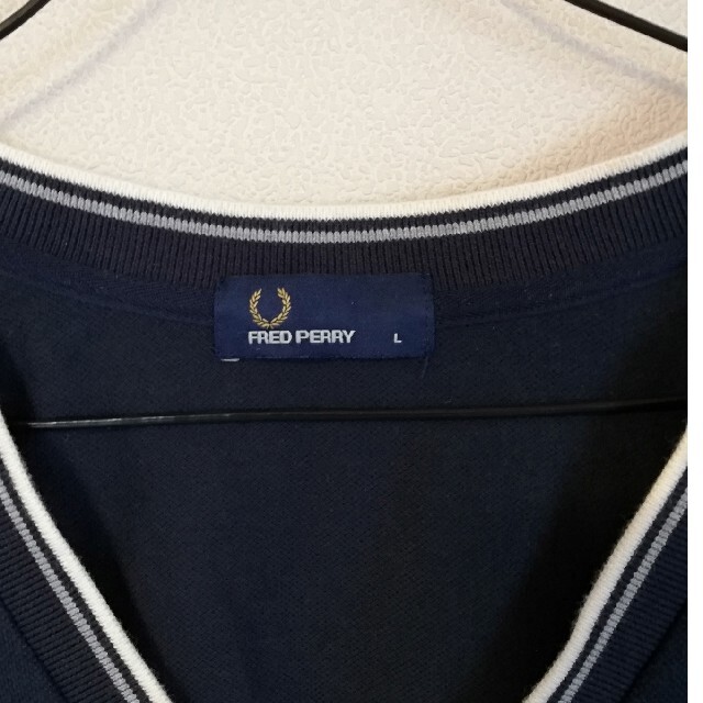 FRED PERRY(フレッドペリー)のノンタ様専用　フレッドペリー　カーディガン　L メンズのトップス(カーディガン)の商品写真