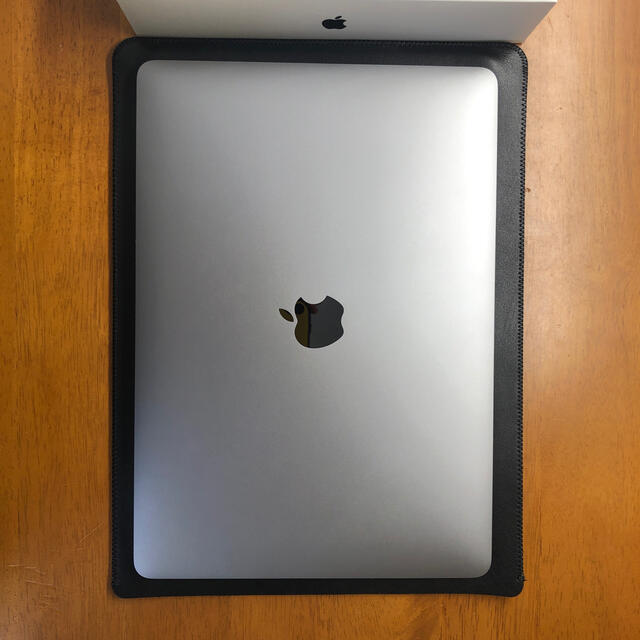 Apple - MacBook Pro 13-inch  Touch Bar搭載モデル