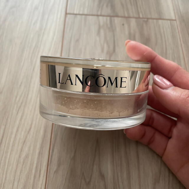 LANCOME(ランコム)のランコム　アプソリュ パウダー残量5割 コスメ/美容のベースメイク/化粧品(フェイスパウダー)の商品写真