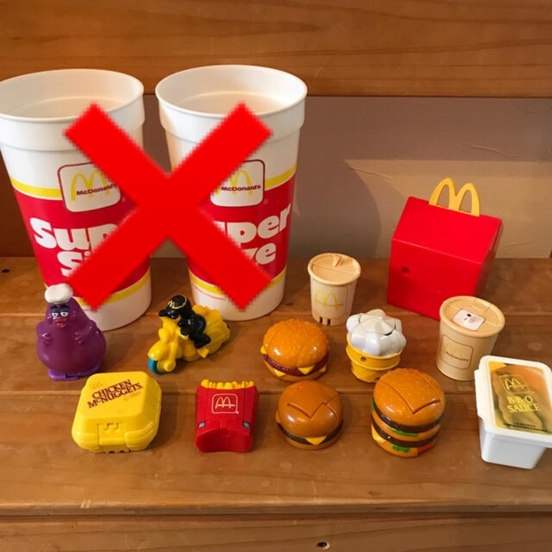 マクドナルド(マクドナルド)のマクドナルド　フィギュアセット エンタメ/ホビーのおもちゃ/ぬいぐるみ(キャラクターグッズ)の商品写真