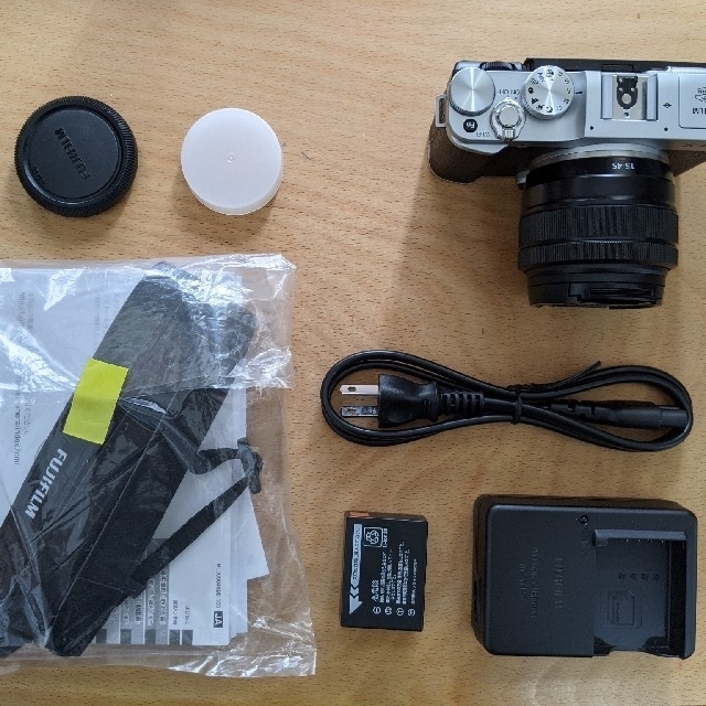 FUJIFILM X-A2 & XC15-45mmF3.5-5.6 OIS PZ FUJIFILM X-A2 & XC15-45mmF3.5-5.6 OIS PZ