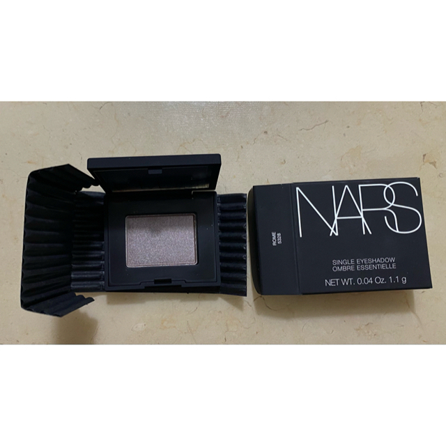 NARS(ナーズ)のNARSシングルアイシャドウROME5328 コスメ/美容のベースメイク/化粧品(アイシャドウ)の商品写真