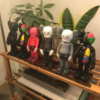 カウズ　KAWS フィギュア6体セット(フィギュア)