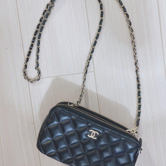 CHANEL ショルダーバッグ