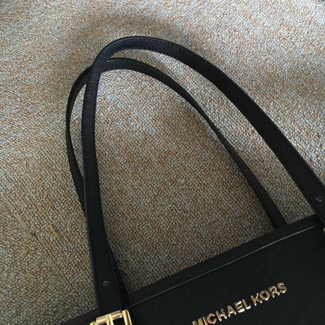 Michael Kors(マイケルコース)のマイケルコース レディースのバッグ(トートバッグ)の商品写真