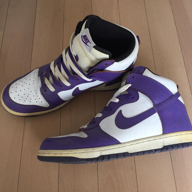 Nike ナイキ Nike ハイカット スニーカー 白の通販 By Wyy ナイキならラクマ Nike ナイキ Nike ハイカット スニーカー 白の通販 By Wyy ナイキならラクマ