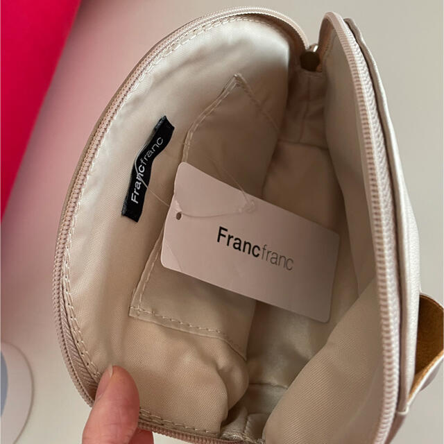 Francfranc(フランフラン)の５/1削除します。　再最終値下げ　フランフラン　ポーチ レディースのファッション小物(ポーチ)の商品写真