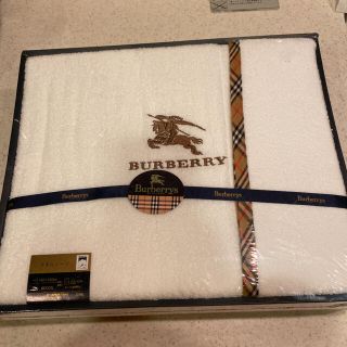 バーバリー(BURBERRY)のburberryタオルシーツ　140×240cm  日本製(シーツ/カバー)