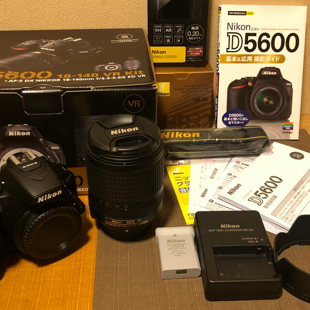 【極上美品】・Nikon D5600 18-140mm VR Kit