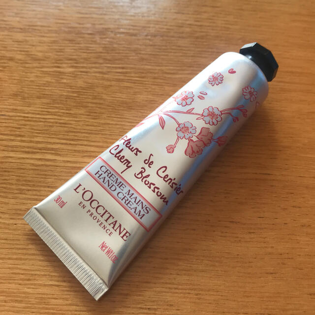 L'OCCITANE(ロクシタン)のロクシタン　ハンドクリーム　30ml コスメ/美容のボディケア(ハンドクリーム)の商品写真