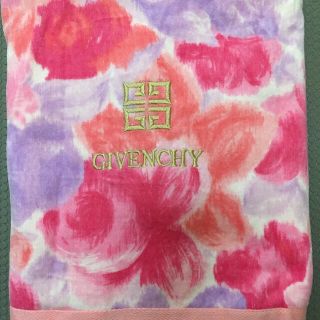 ジバンシィ(GIVENCHY)のGIVENCHYバスタオル(タオル/バス用品)