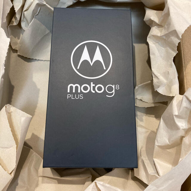 スマートフォン本体moto g8 plus  モトローラ