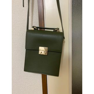 ザラ(ZARA)のZaraショルダーバッグ ザラ カーキ(ショルダーバッグ)