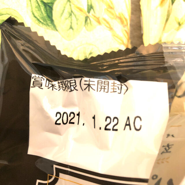 亀田製菓(カメダセイカ)のお菓子　パリッカ　亀田製菓 食品/飲料/酒の食品(菓子/デザート)の商品写真