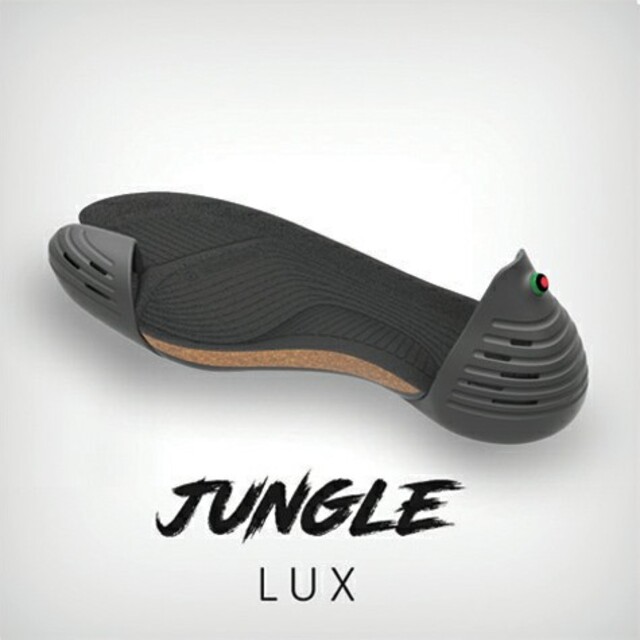 iGuaneyeサンダル（Jungle Lux)