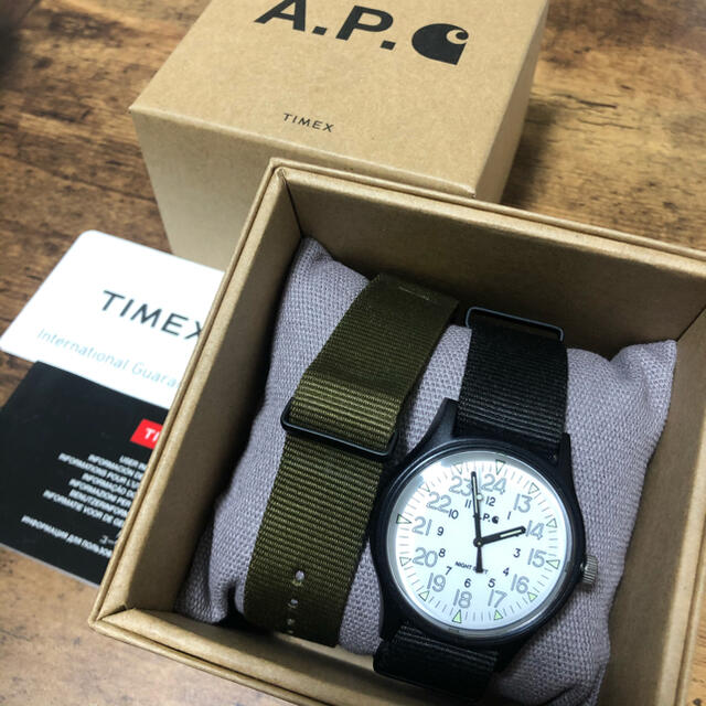 A.P.C(アーペーセー)のA.P.C.×Carhartt WIP MONTRE CARHARTTWATCH メンズの時計(腕時計(アナログ))の商品写真