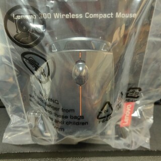 レノボ(Lenovo)のLenovo 300 Wireless Compact Mouse L300(PC周辺機器)