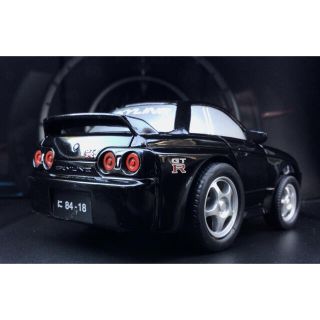 ニッサン(日産)の日産 スカイライン GT-R R32 黒 ドライブタウン プルバックカー 限定品(ミニカー)