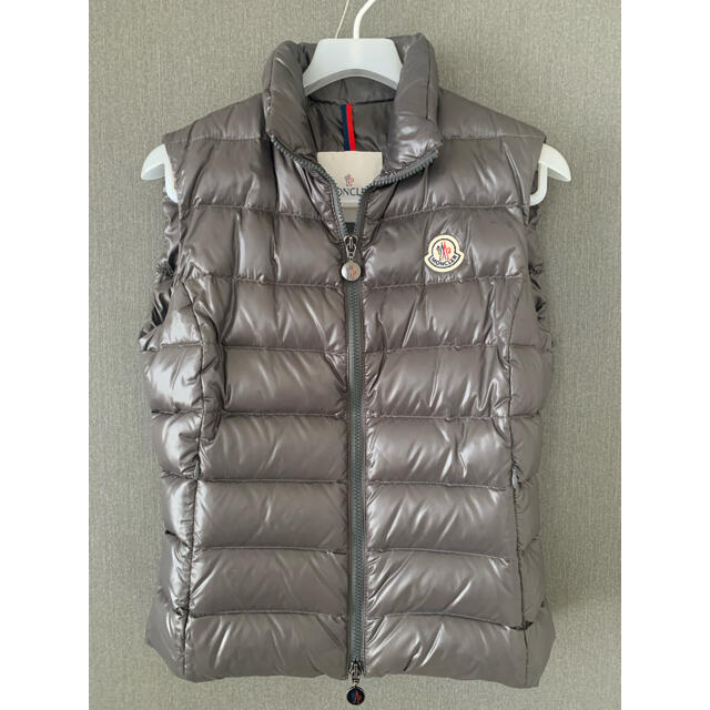 MONCLER - 週末限定お値下げ♡美品♡MONCLERダウンベストの通販 by ...